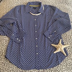 Beautiful Talbots large 100% cotton longsleeved button-up blouse